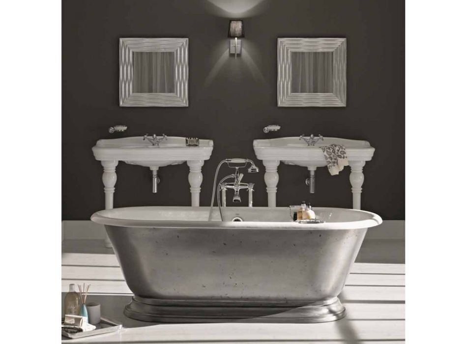Bath ontwerp in gietijzeren bad met Pierce glanzende afwerking Viadurini
