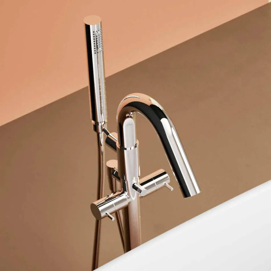 Vrijstaande badkuip, gemaakt in Italië, in Solid Surface - Flow Viadurini