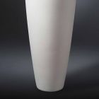 Hoge decoratieve witte keramische vaas gemaakt in Italië - Jacky Viadurini
