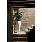 Vierkante designvaas van polyethyleen gemaakt in Italië - Bonina Viadurini