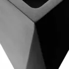 Vierkante designvaas van polyethyleen gemaakt in Italië - Bonina Viadurini