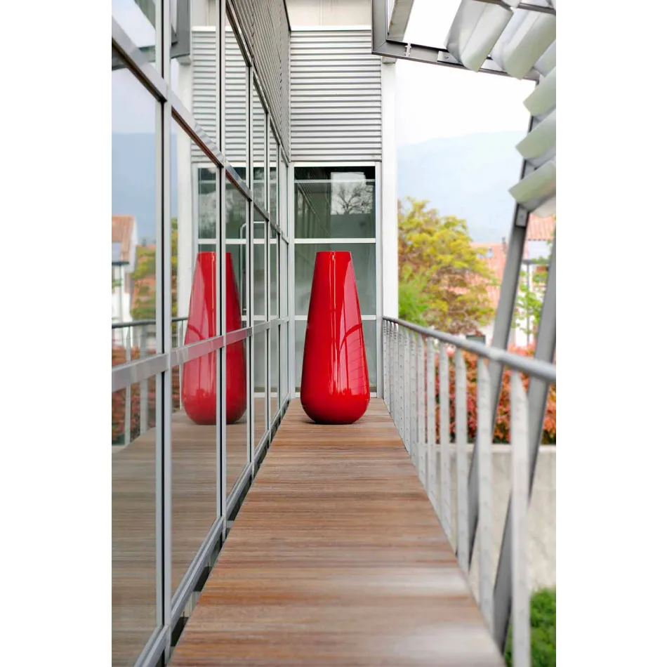 Decoratieve designvaas voor buiten in polyethyleen Made in Italy - Menea Viadurini