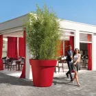 Grote buitenvaas van polyethyleen 4 maten Made in Italy - Emporium Viadurini