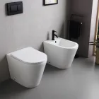 Vrijstaand toilet met slanke softclose-zitting in wit keramiek - Salice Viadurini