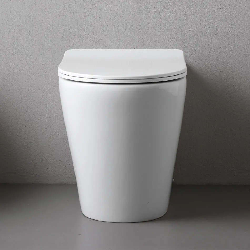 Vrijstaand toilet met slanke softclose-zitting in wit keramiek - Salice Viadurini