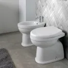 Vrijstaand keramisch toilet met polyester zitting en modern design - Silica Viadurini