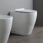 Oleander keramisch toilet met uitschuifbare spoelfunctie en softclose toiletbril. Viadurini