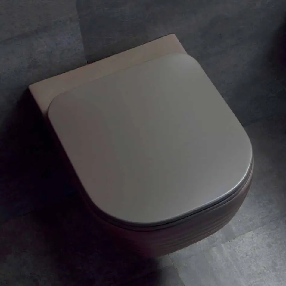 Modern hangend toilet in wit keramiek of gekleurd Trabia Viadurini