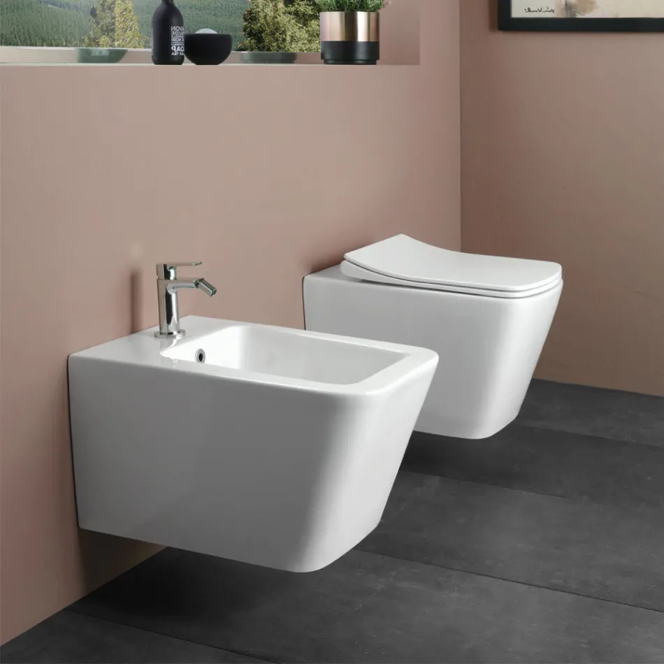 Wandtoilet met softclose keramische zitting in een modern design - Giunco Viadurini
