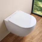 Wandgemonteerd randloos toilet met soft-close keramische zitting - Juniper   Viadurini