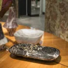 Elegant dienblad in Portoro-marmer Gemaakt in Italië - Ethereal Viadurini