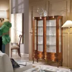 Klassieke houten vitrinekast met deuren en laden Made in Italy - Versaille Viadurini