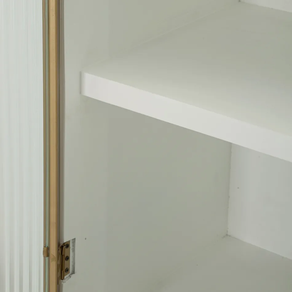 Houten vitrinekast met bovenblad en afgeronde inzetstukken met 2 deuren en 2 lades - Rachel Viadurini